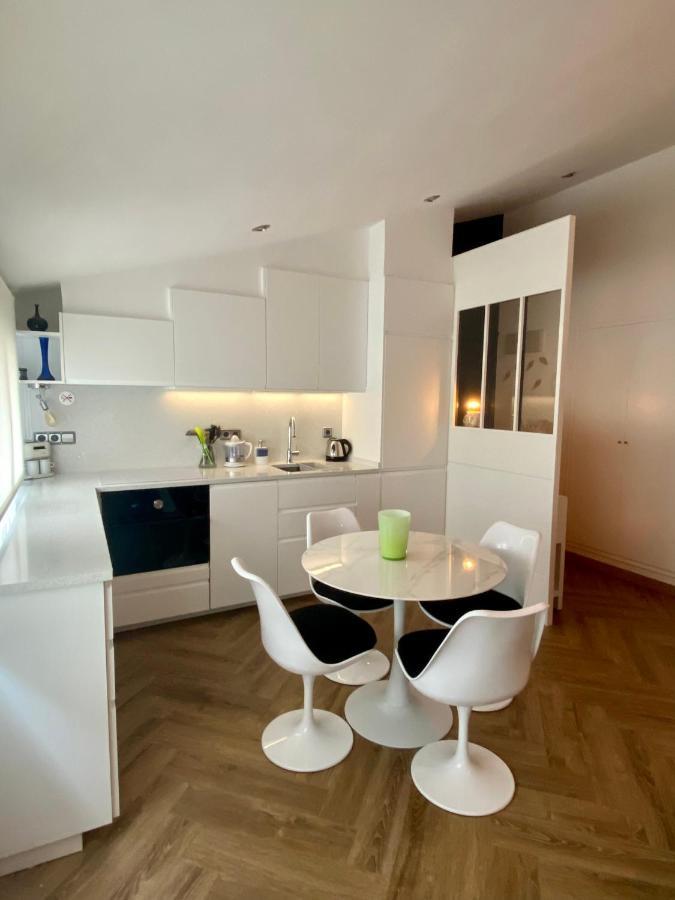 El Loft De Andy Apartment โอเบียโด ภายนอก รูปภาพ